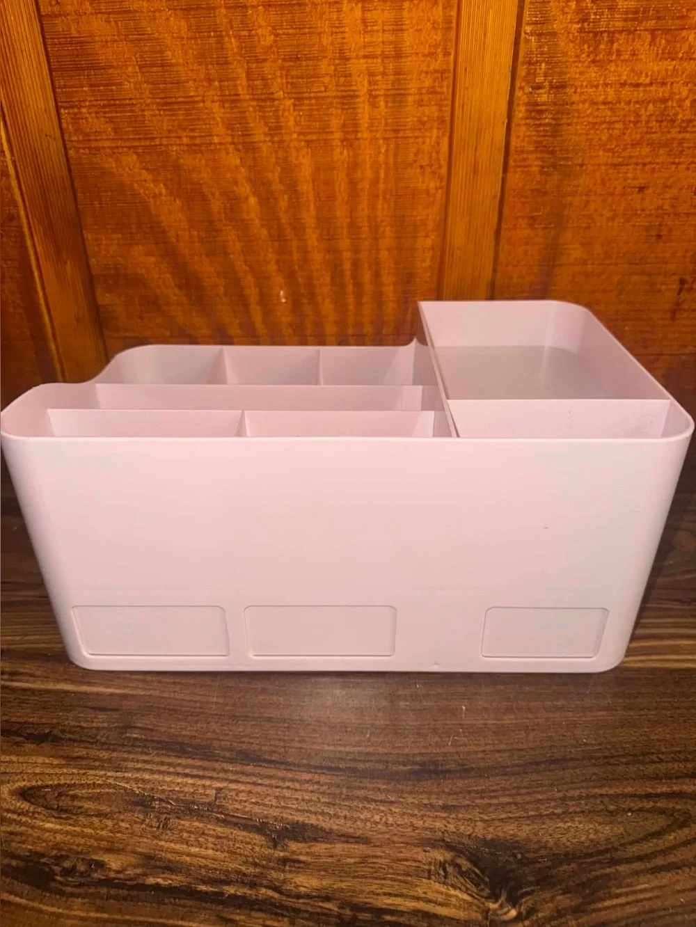 Cosmetic display case and organizer